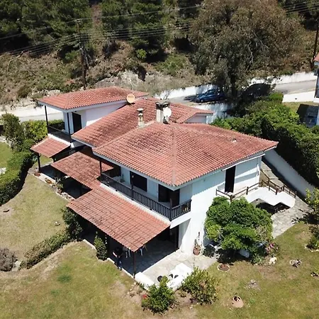 Nemesis House Feriehus